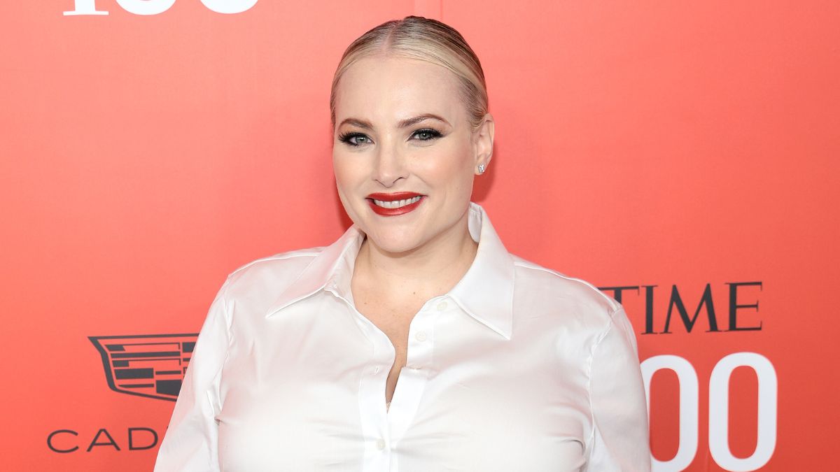 Meghan McCain appelle les trolls à «soulager» Rachel Zegler sur la controverse «Blanche-Neige»: «La fille
