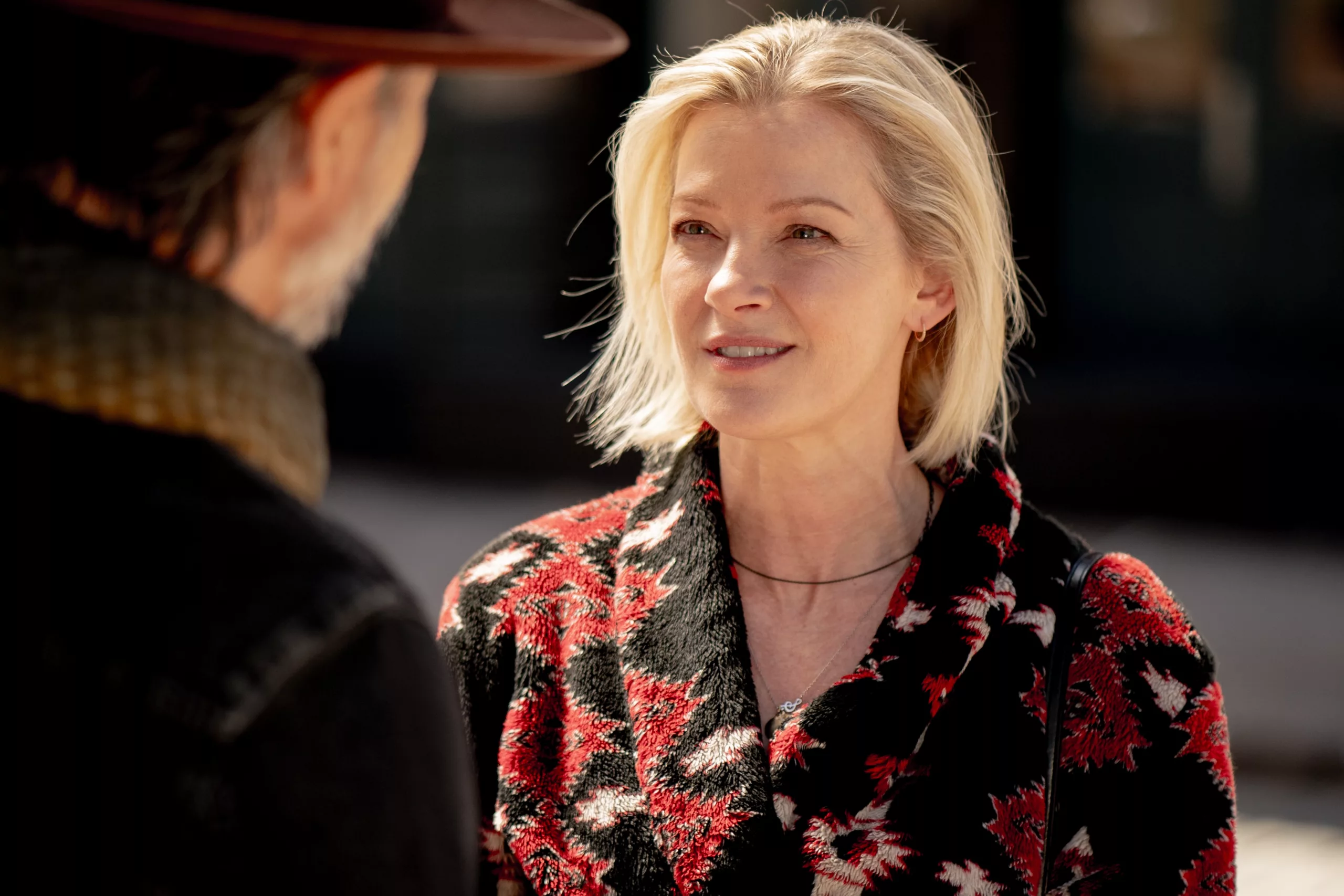 Pay Attention Now Gretchen Mol and Juliana Margulies on Millers.webp