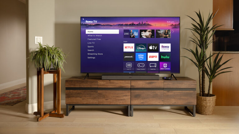 Roku dévoile les nouvelles fonctionnalités de découverte de contenu, les appareils de streaming