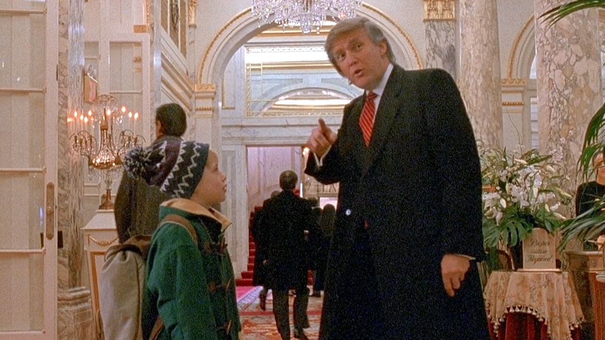 Le réalisateur `` Home Alone 2 '' dit que Donald Trump Cameo est une `` malédiction '': «Je souhaite juste que ce soit parti»