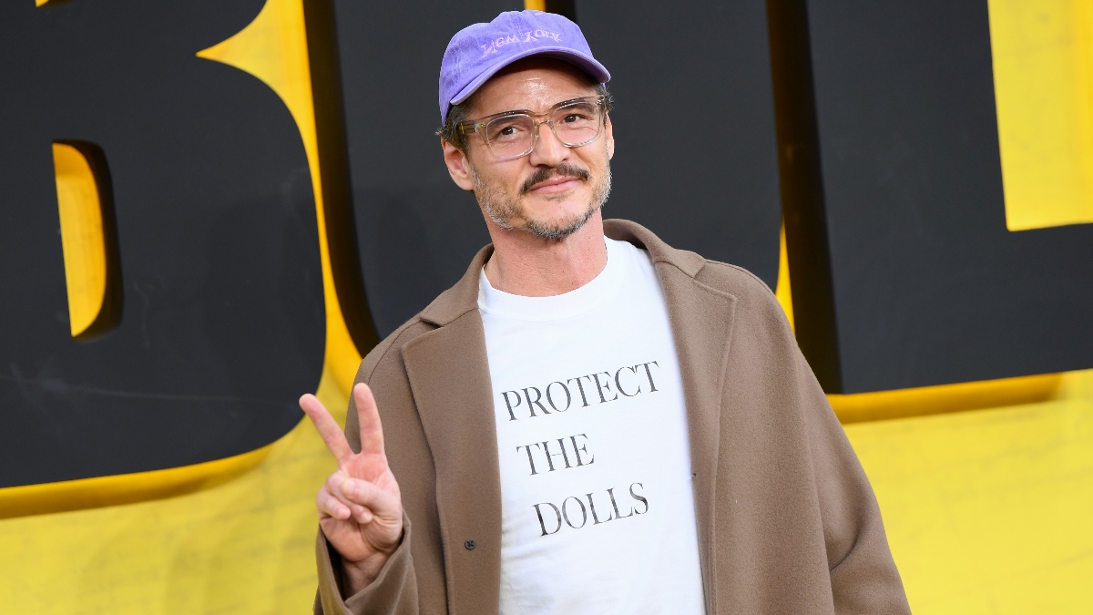 Pedro Pascal slams JK Rowling Célébration de Bill Anti-Trans: «Comportement des perdants odieux»