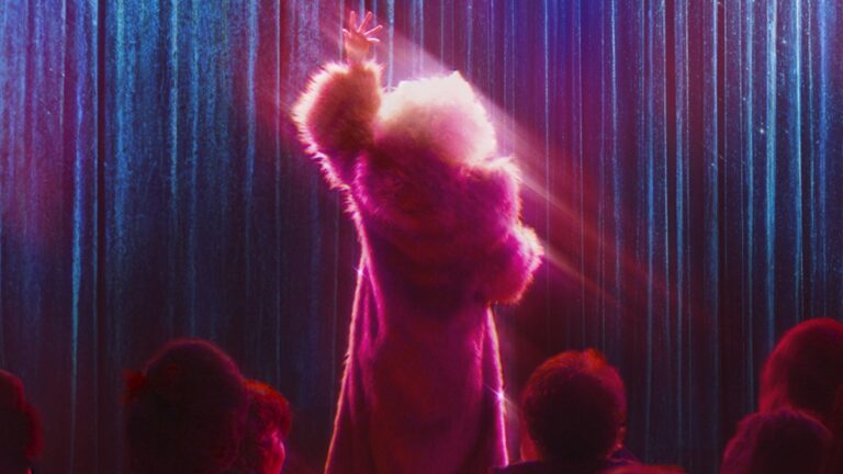 Sean Baker a produit la section des critiques de la «fille gauche» sélectionnée pour Cannes »