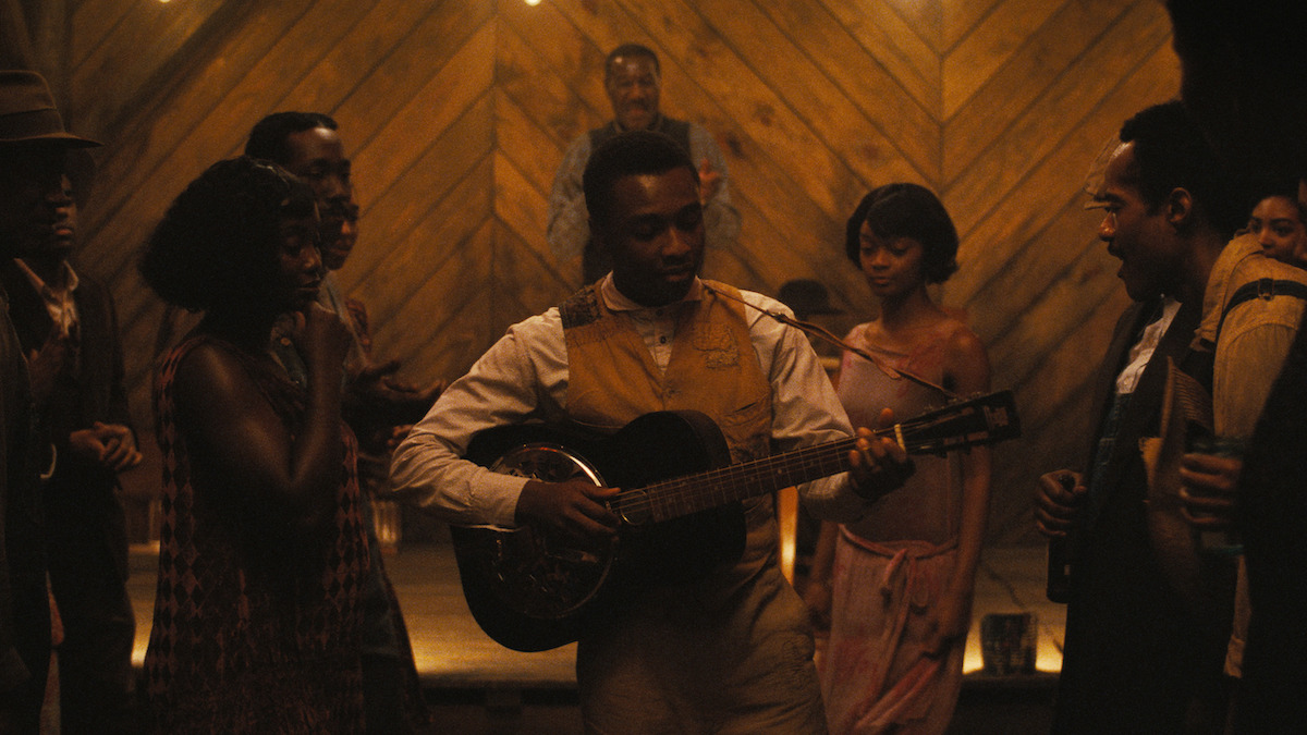 `` Sinners '' continue de chanter au box-office avec un excellent 44 millions de dollars 2ème week-end