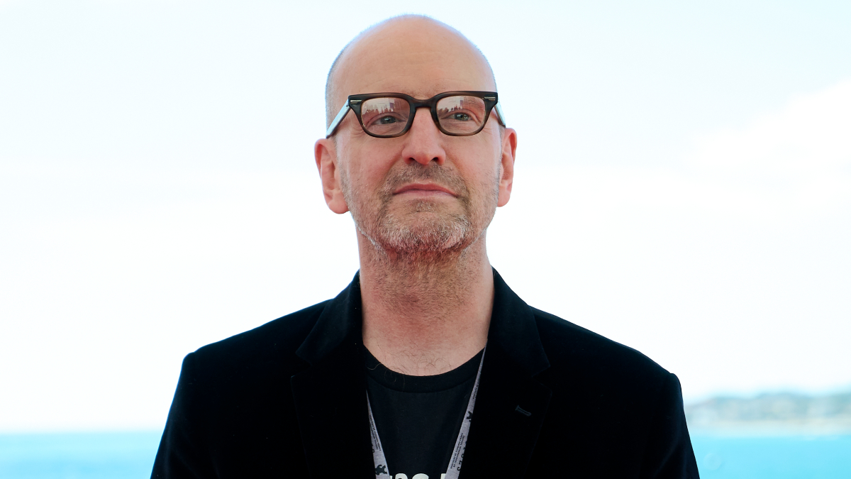 Steven Soderbergh appelle les performances du box-office «Black Bag» «frustrantes», s'inquiètent de l'impact sur