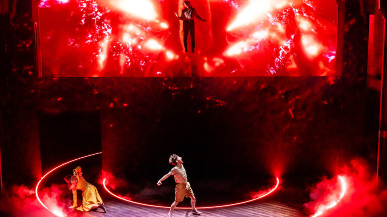 «  Stranger Things: The First Shadow '' Broadway Review: Netflix secoue