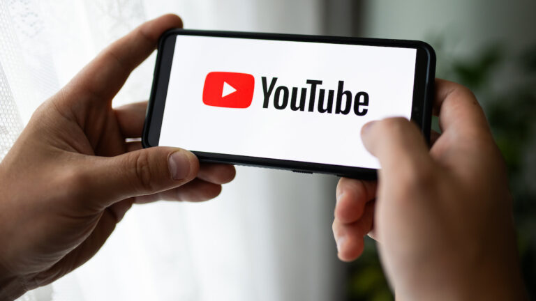 YouTube célèbre 20 billions de vidéos téléchargées pour le 20e anniversaire