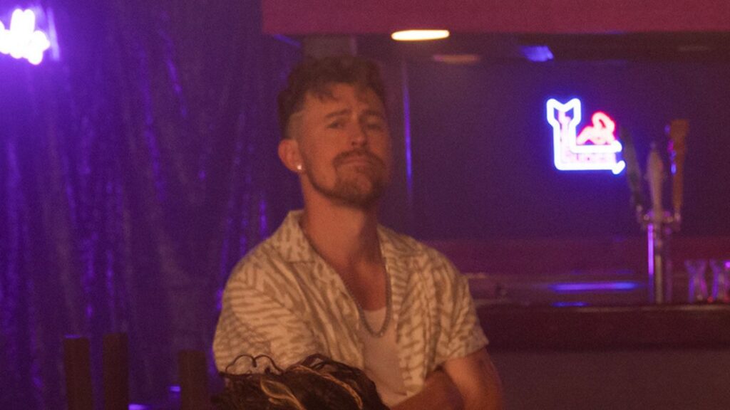 Alex Moffat dans "Summer of 69" (Hulu)