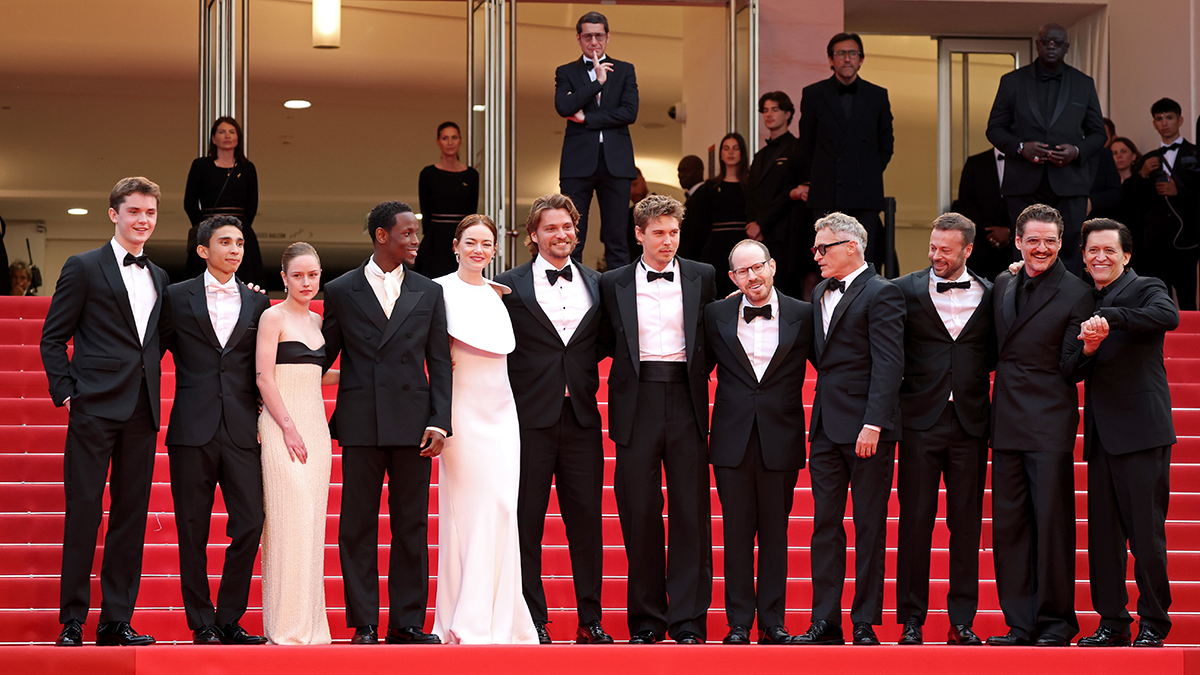 La première mondiale de 'Eddington' frappe le tapis Cannes avec Phoenix, Pascal, Stone et plus | Photos