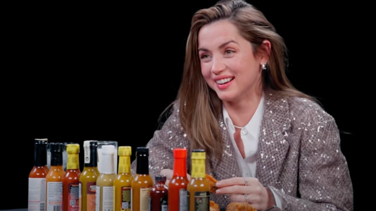 Ana de Armas dit que le public européen diffère de l'Américain parce que «ils connaissent le cinéma et ils