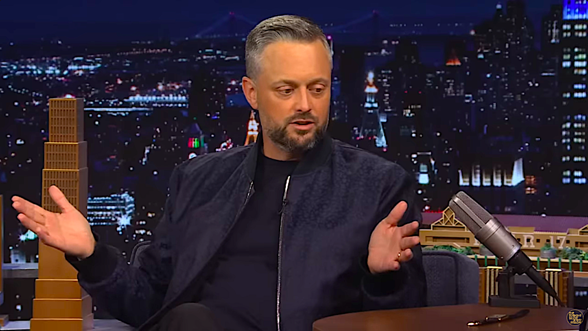 Jimmy Fallon Grils Nate Bargatze pour affirmer qu'il porte `` Dark Vador's Watch '', trouve le manque de foi
