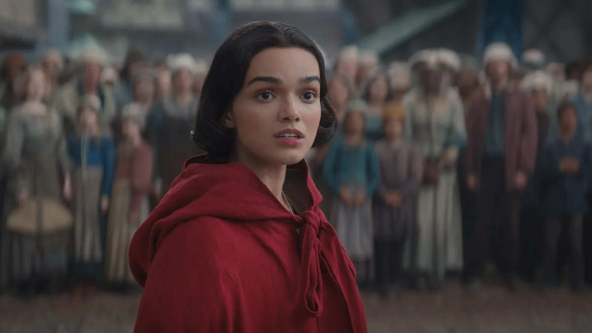 La scène supprimée de `` Snow White '' révèle que les choses ont presque pris un tour très sombre | Vidéo exclusive