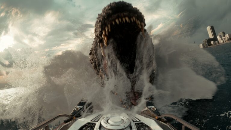 Le réalisateur de 'Godzilla moins One' Takashi Yamazaki pour développer une nouvelle balade à thème basée sur le monstre