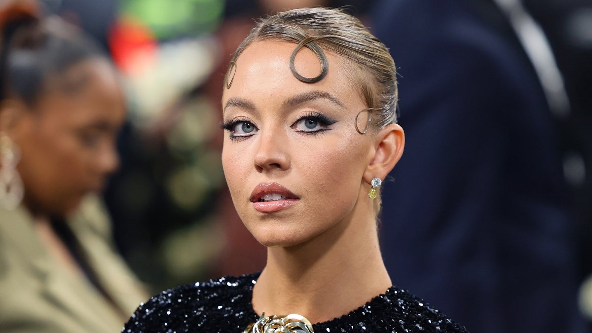 Sydney Sweeney dit que d'autres femmes à Hollywood «me donnent le plus de temps»