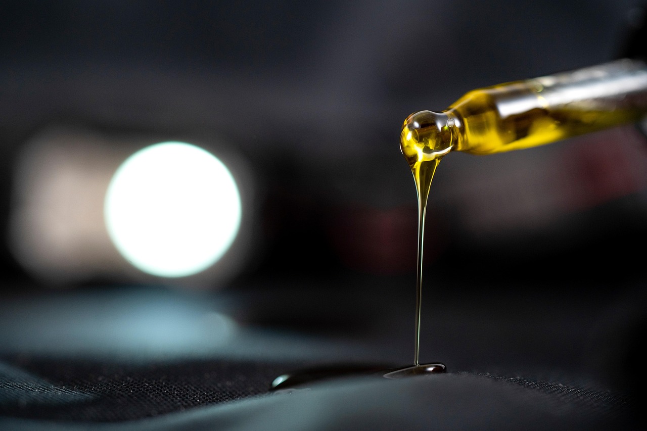 oil 6559727 1280