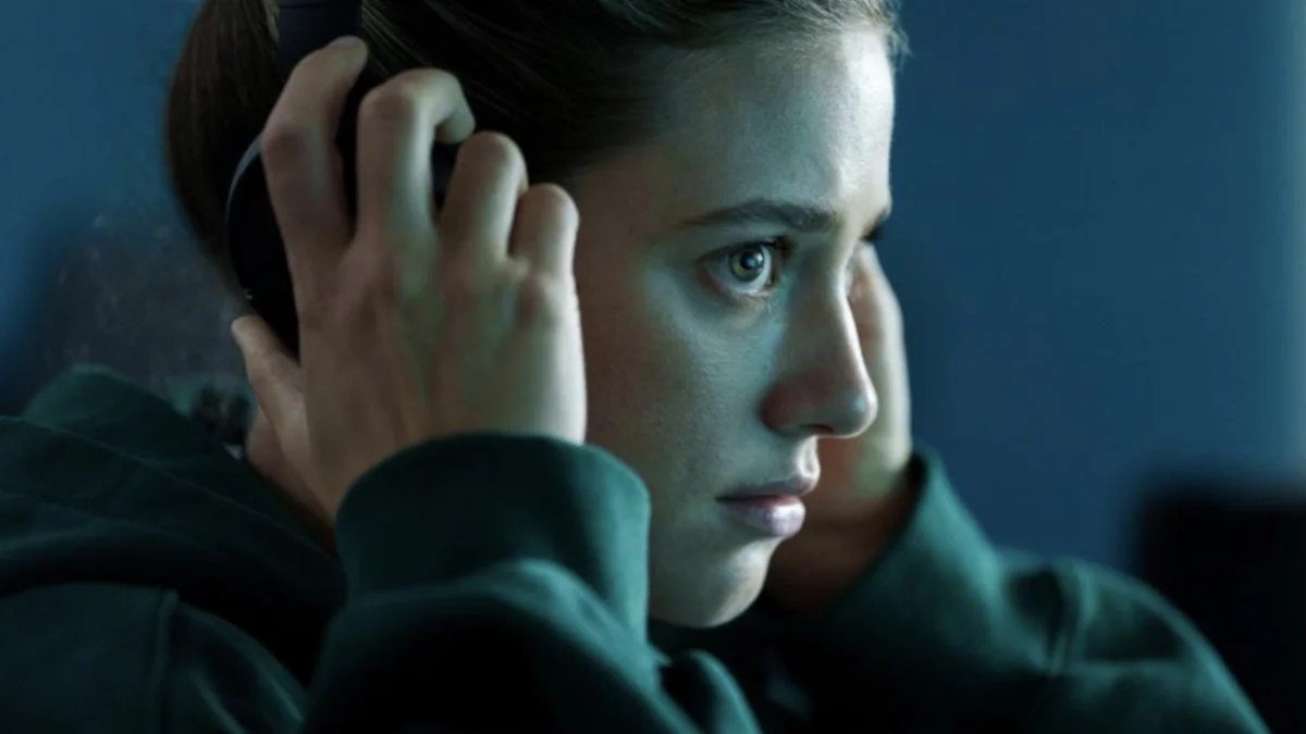 Brainstorm Media atterrit Lili Reinhart le thriller des médias sociaux 'American Sweatshop' | Exclusif