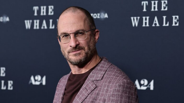 Darren Aronofsky en pourparlers pour diriger Dwayne Johnson dans « Breakthrough '' de l'A24