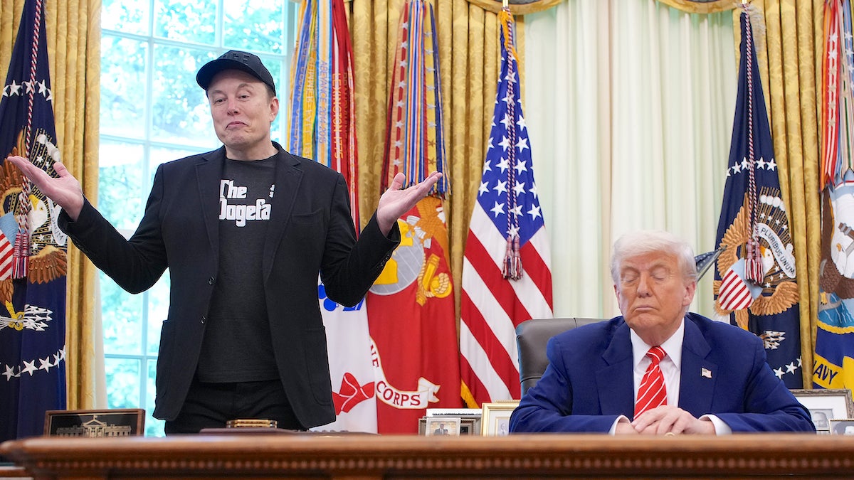 La querelle de Trump-Musk alimente l'enregistrement du trafic social de vérité, x pic d'utilisateur