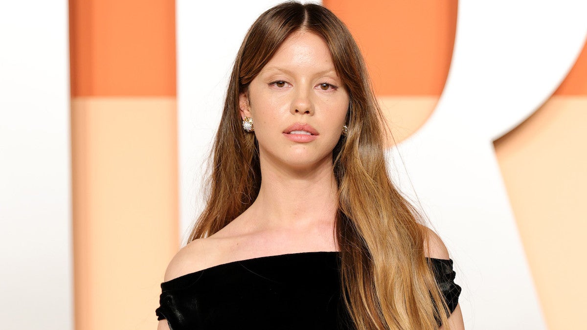 Mia Goth rejoint Ryan Gosling dans `` Star Wars: Starfighter 'de Shawn Levy' '