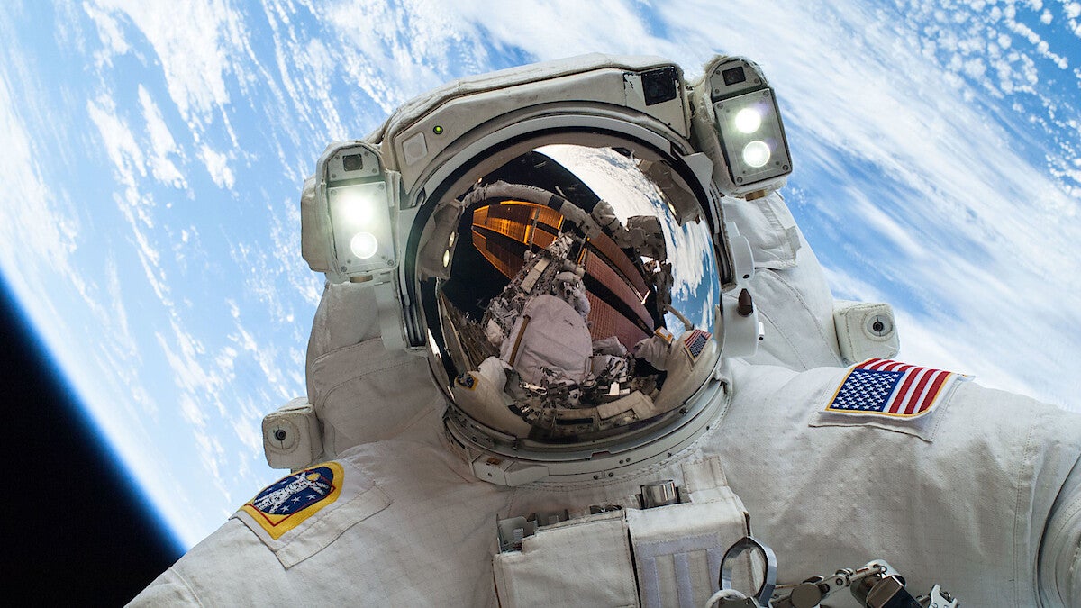 Netflix pour diffuser la programmation d'espace en direct avec la NASA + à partir de cet été