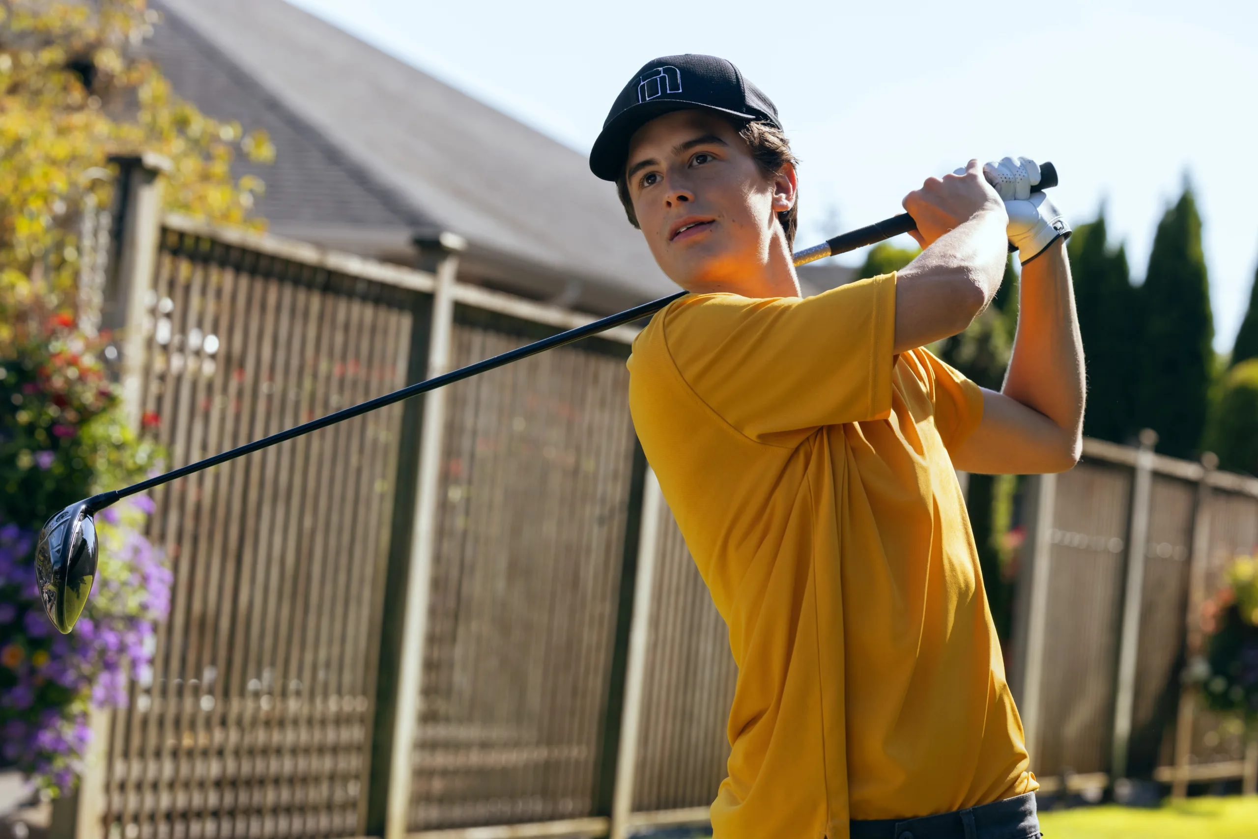 Owen Wilson Brings Clever Funny Stick in Under Par.webp