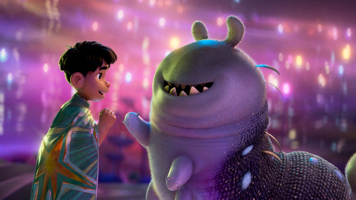 Revue `` Elio '': le film de science-fiction coloré de Pixar célèbre des enfants bizarres, mais seulement allégoriquement