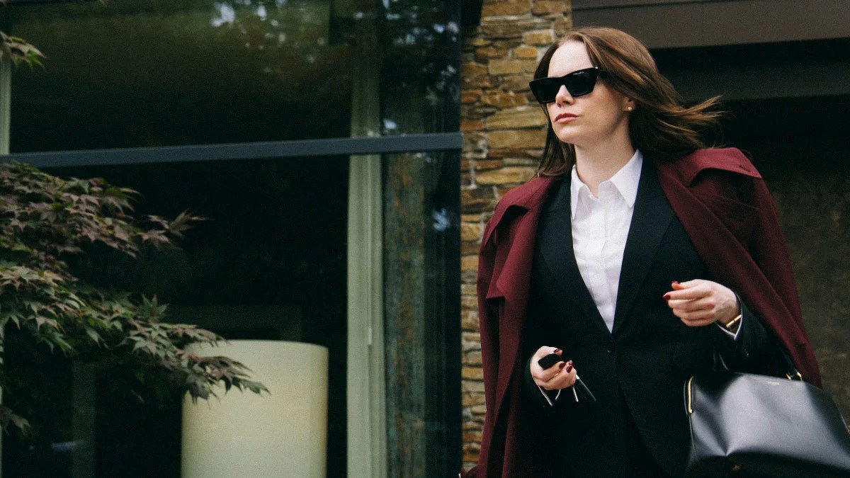 Teaser 'Bugonia': Jesse Plemons pense qu'Emma Stone est un étranger dans le nouveau film de Yorgos Lanthimos