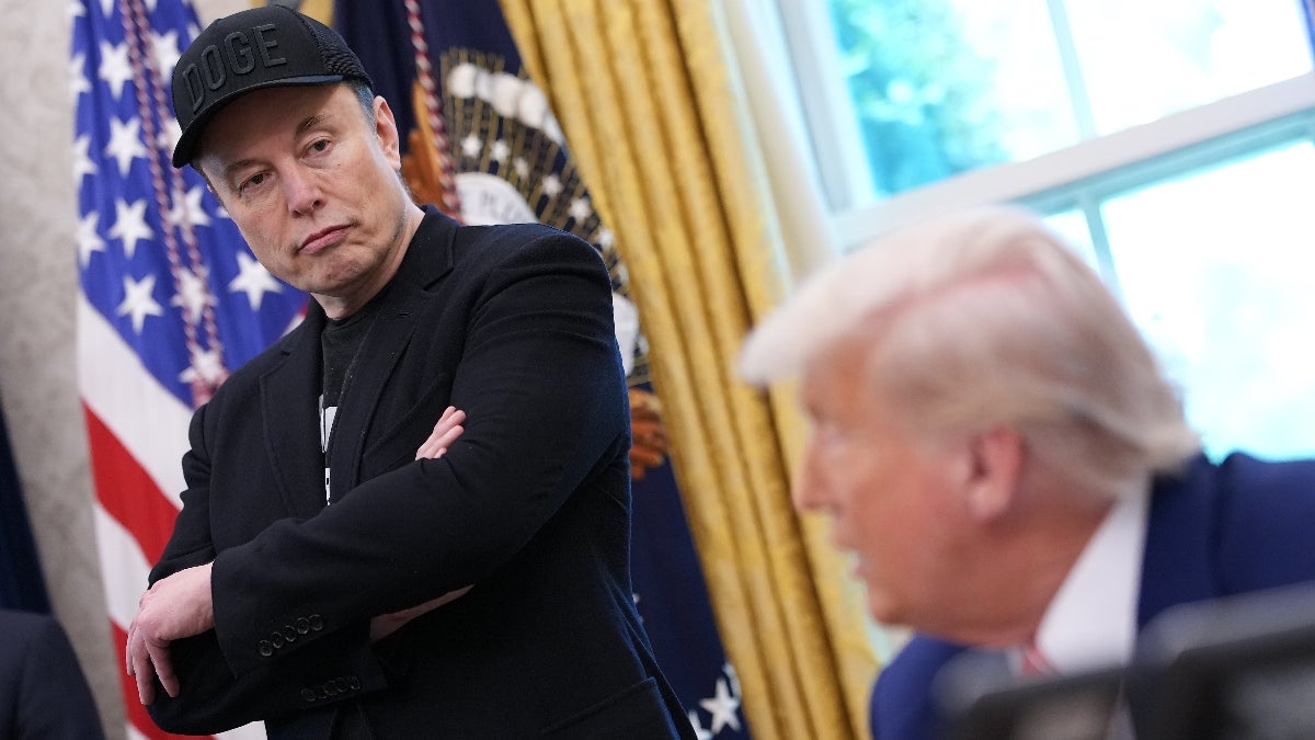 Trump a appelé le toxicomane de la drogue de Musk, a déclaré le combat physique avec le secrétaire au Trésor était «aussi