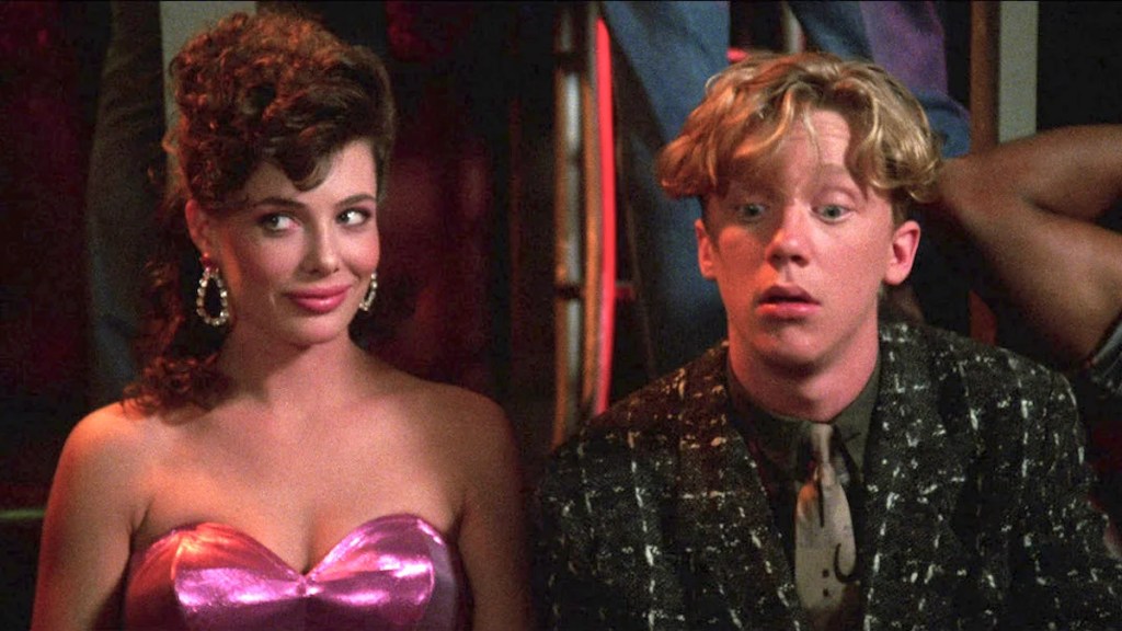 Kelly Lebrock et Anthony Michael Hall dans "Weird Science
