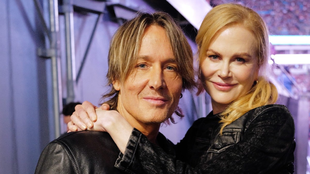Keith Urban coupe brusquement l'interview lorsqu'on lui a posé des questions sur les scènes de sexe Nicole Kidman avec Zac Efron
