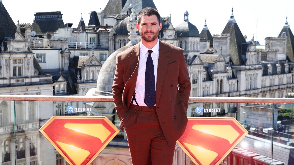 La star de `` Superman '', David Cornswet, dit que les hommes précédents d'acier Henry Cavill et Tyler Hoechlin étaient 'très