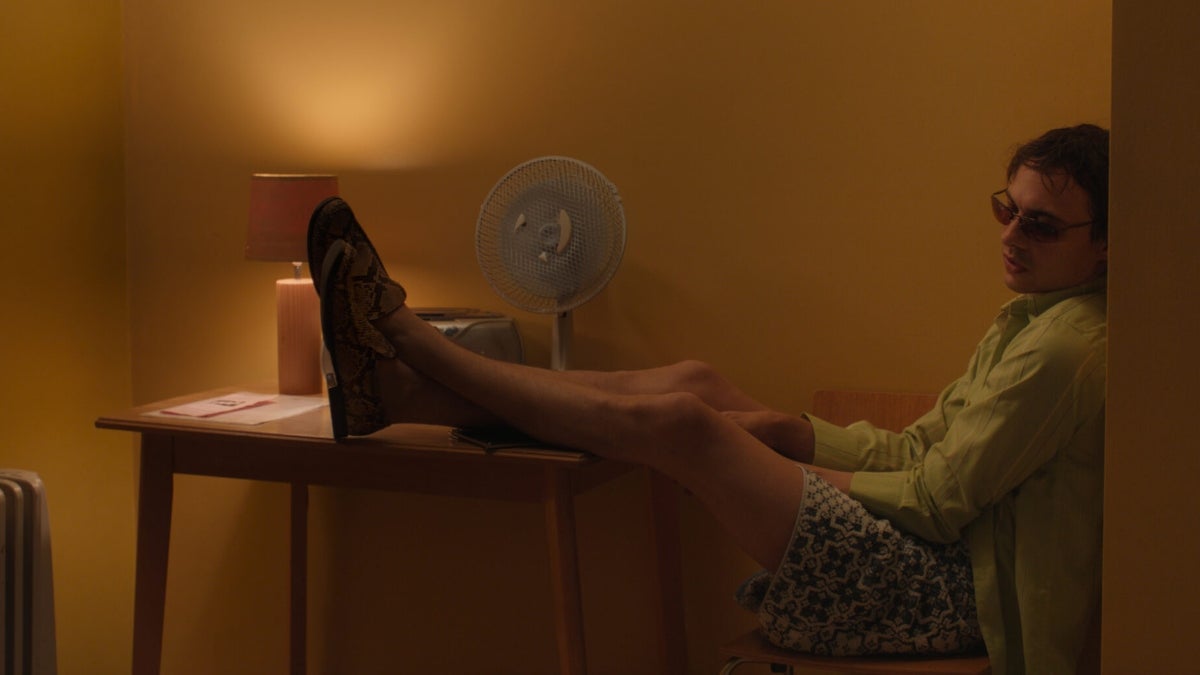 Les débuts de réalisateur de Harris Dickinson, «Urchin», se vend à 1-2 spécial