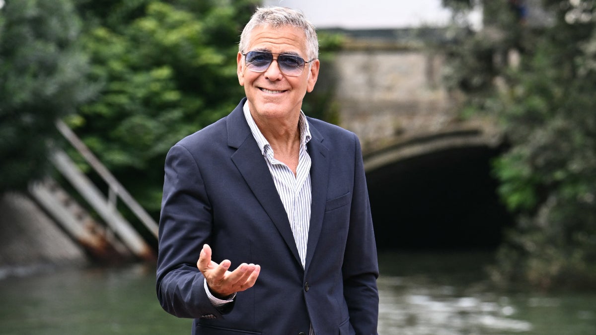 George Clooney manque la conférence de presse de «Jay Kelly» à Venise en raison de la «mauvaise infection des sinus»