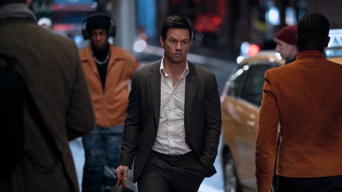 `` Play Dirty '' de Shane Black, avec Mark Wahlberg comme l'icône de la fiction du crime Parker, obtient un rotolage