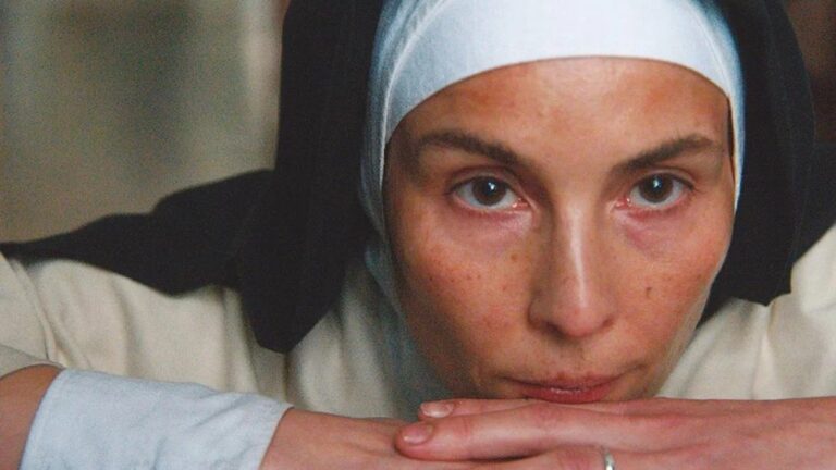 Revue de la mère: Noomi Rapace joue Mère Teresa dans un drame étrange et audacieux
