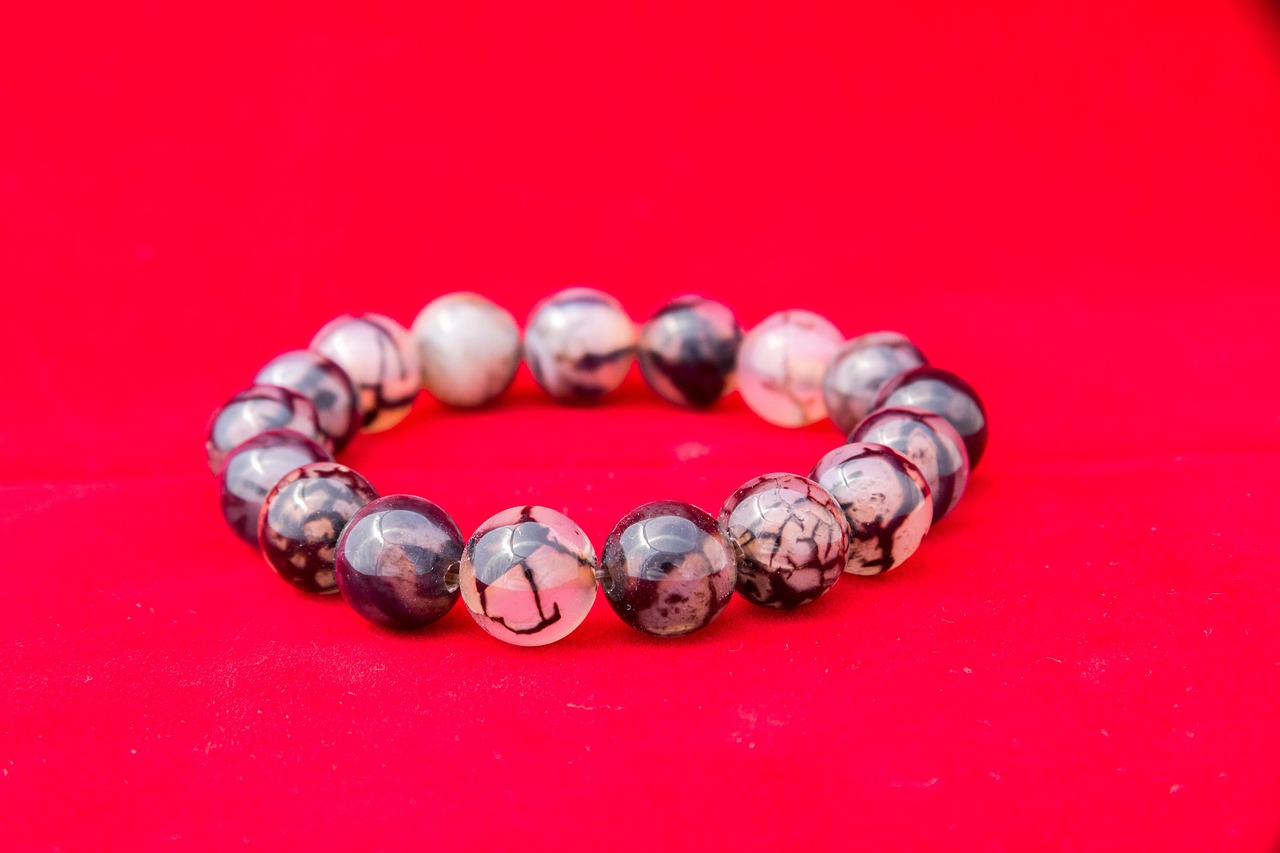 a bracelet 1816492 1280