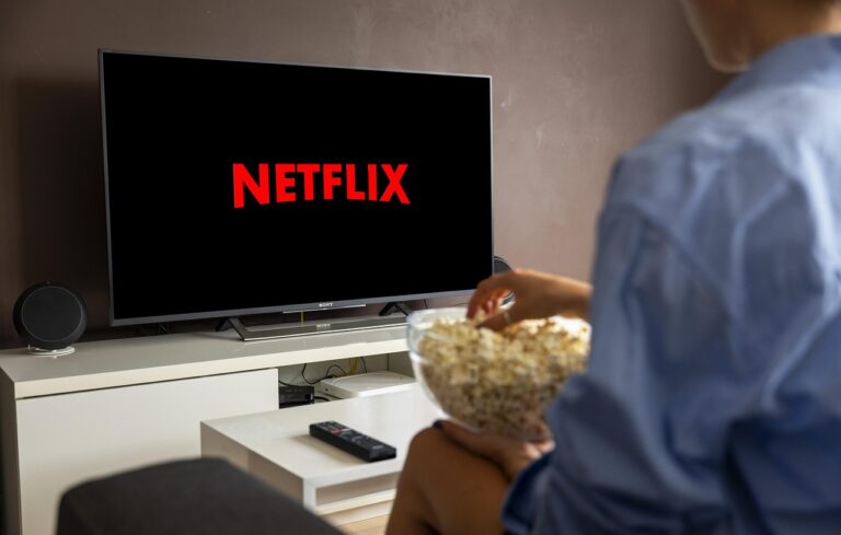 Apple TV+, Netflix ou Prime Video : où se cachent vraiment les pépites cinéma en 4K en 2025?