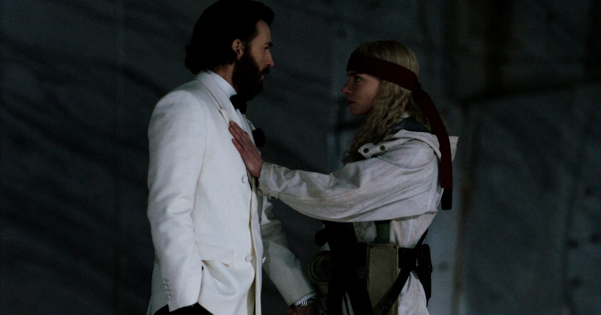 Sacrifice - Premier avis | Little blanc mensonges