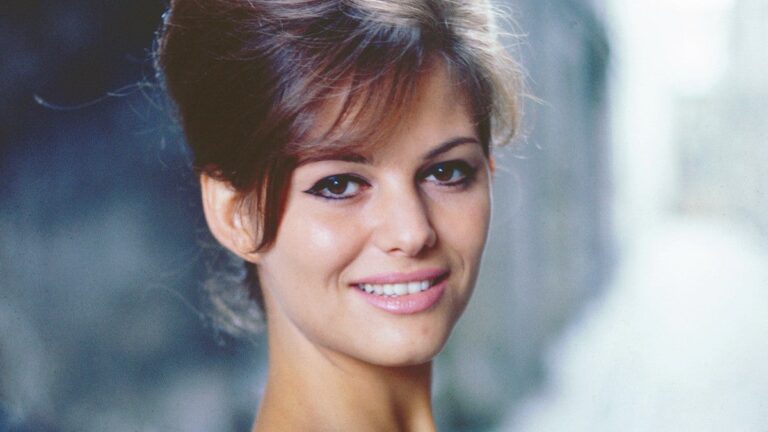 Claudia Cardinale, star de cinéma italien de «8 1/2» et «The Pink Panther», décède à 87