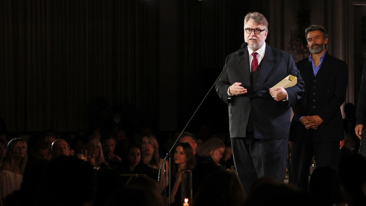 Guillermo del Toro écrivant «très violent» thriller de crime, «Fury», pour jouer à Oscar Isaac