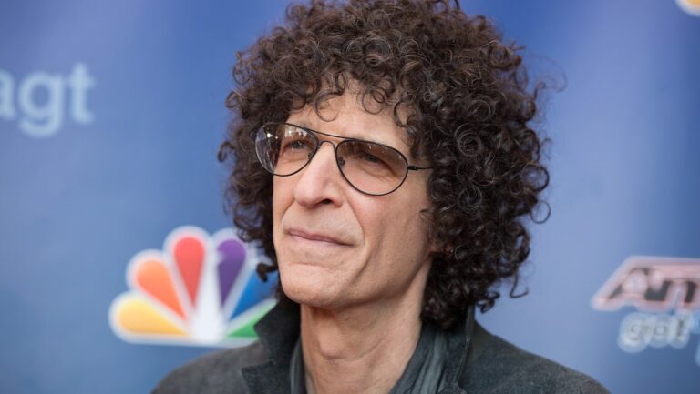 Howard Stern semets après avoir trompé les médias dans l'histoire de course à pied, il a été remplacé par Andy