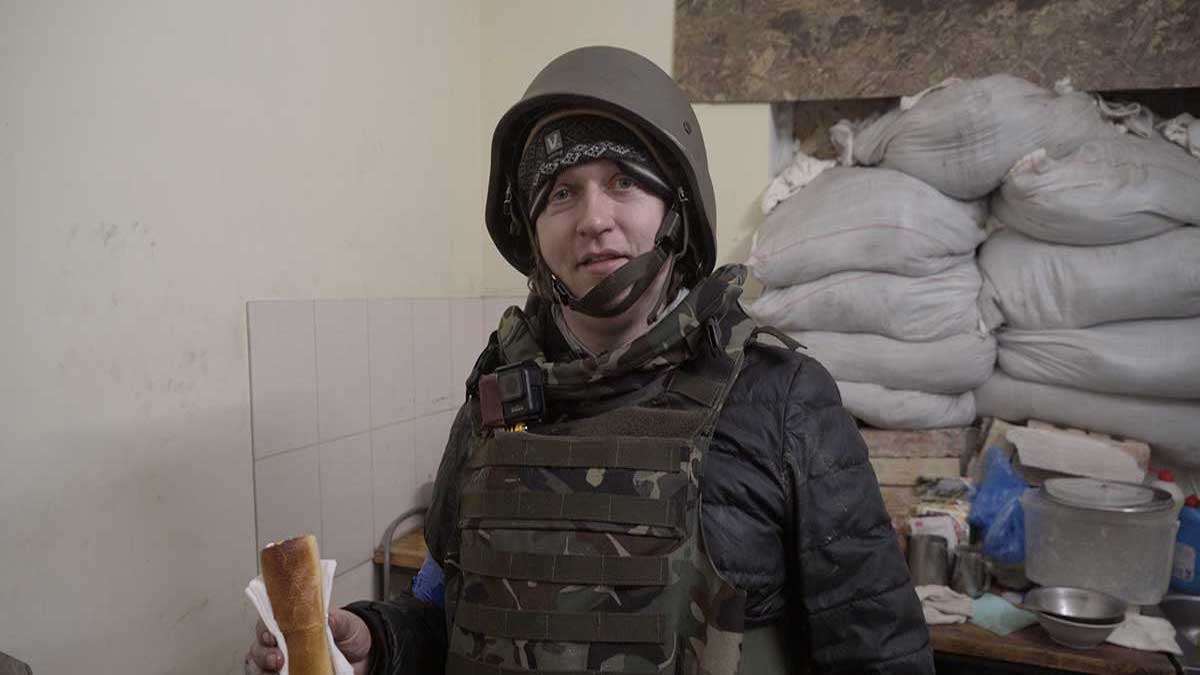 Revue du soldat simple: un documentaire fascinant et chargé sur