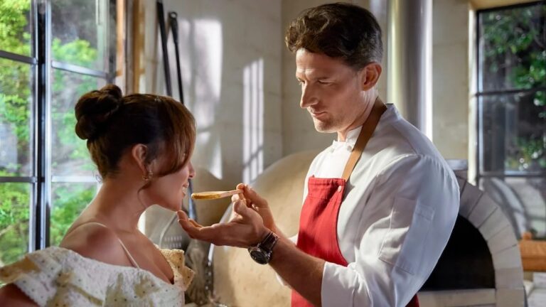 Adrienne Bailon-Houghton dirige le Rom-Com de 'Chef's Kiss' dans le premier regard sur le film Roku | Exclusif
