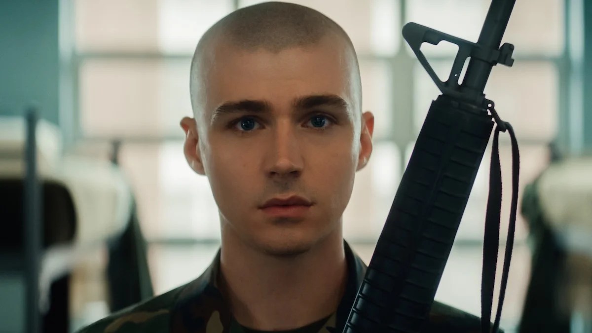 Revue « Boots » : la série dramatique militaire de Netflix est divertissante mais