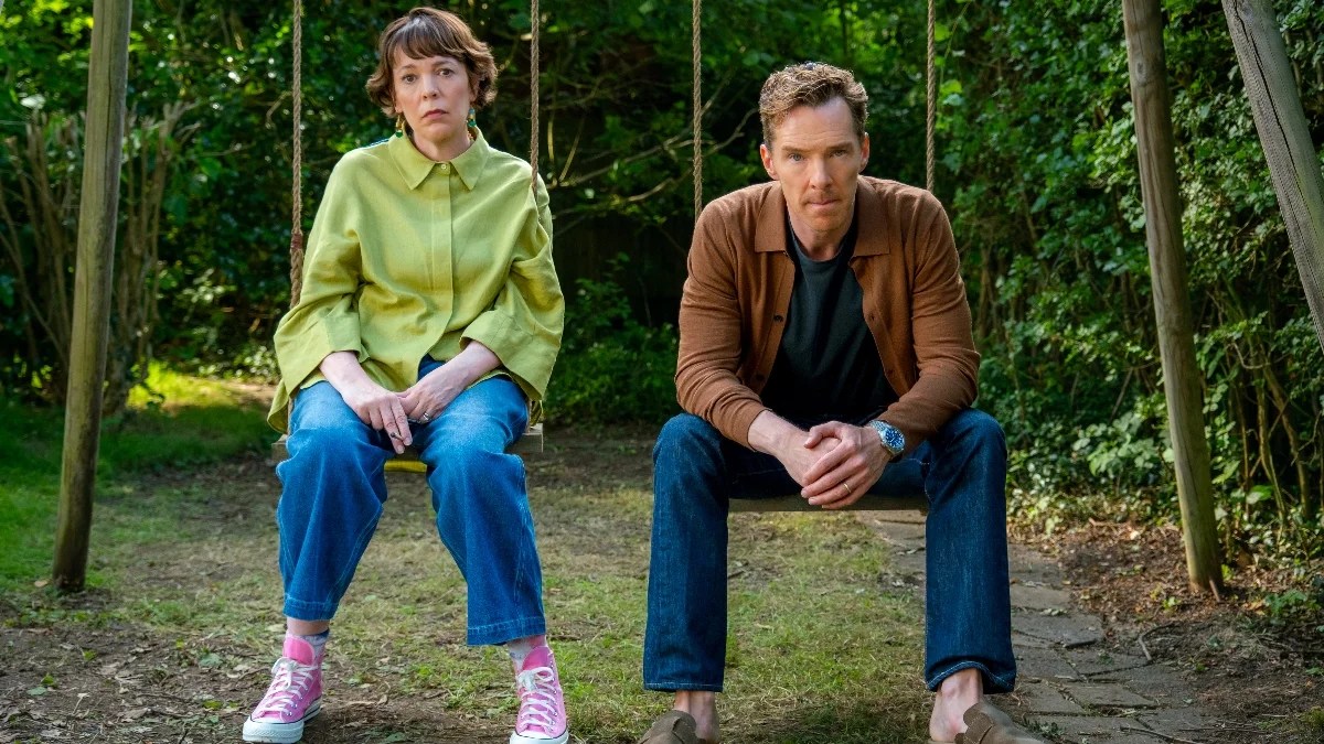 Benedict Cumberbatch et Olivia Colman rentrent à la maison avec « The Roses » en version numérique plus tard ce mois-ci |