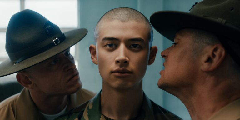 Netflix&rsquo;s « Boots » is a Trite Coming-of-Age Tale with a Hollow Corps |