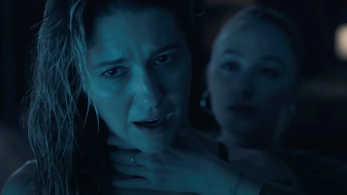 Critique de « La main qui fait bouger le berceau » : on dirait que Mary Elizabeth Winstead a choisi la mauvaise nounou