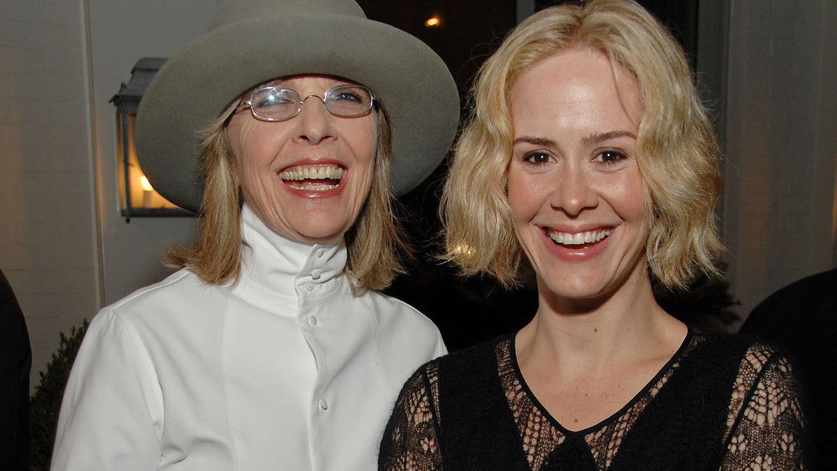 Sarah Paulson retient ses larmes en réfléchissant au décès de Diane Keaton : "Je ne suis pas capable d'en parler"