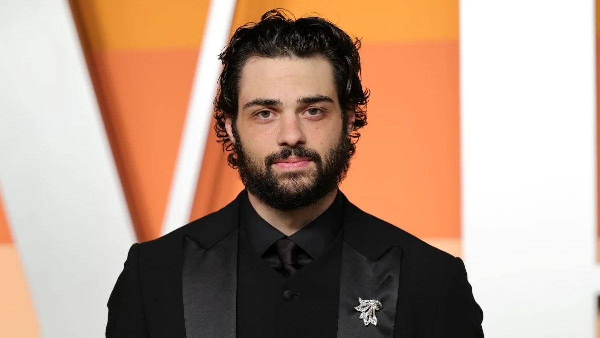 Noah Centineo en pourparlers finaux pour diriger la préquelle de "Rambo" alors que Lionsgate conclut un accord pour le redémarrage et la télévision