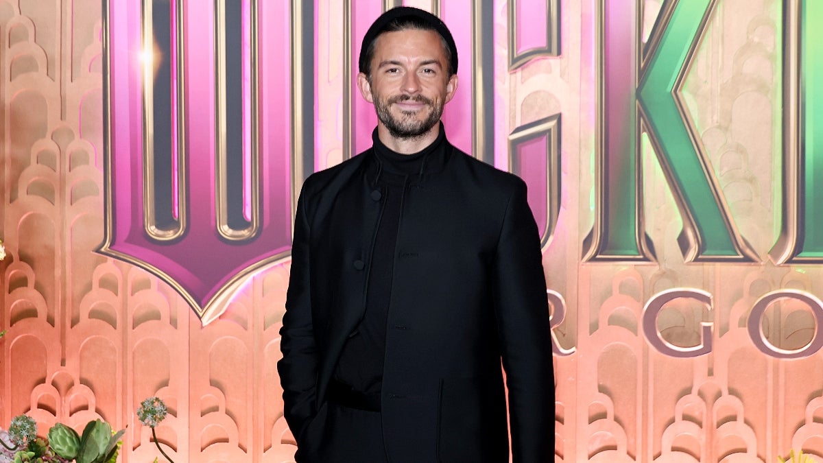 Andrew Lloyd Webber répond au pitch « Cats » de Jonathan Bailey avec une suggestion différente : « On dirait