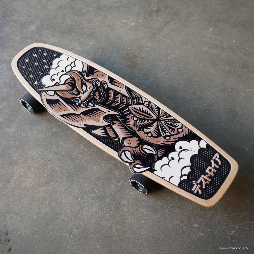 1766177363 449 Godzilla frappe le half pipe avec la collaboration de skateboard Bear